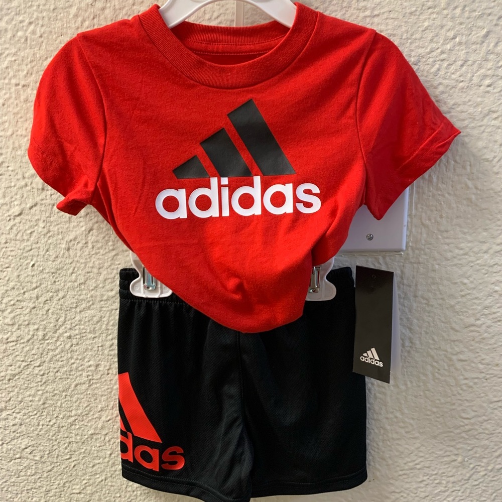 Adidas Baby Boys T-shirt and Shorts, 2 Piece Set. Size 24